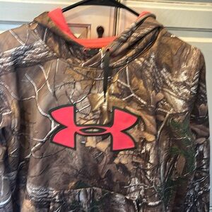 Women’s Under Armour Camo Sweatshirt